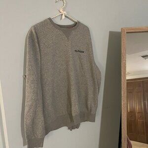 Tommy Hilfiger Grey Crewneck